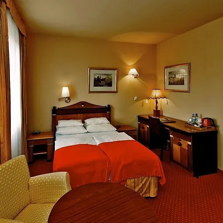 Hotel Palac Alexandrow Wroclaw Airport