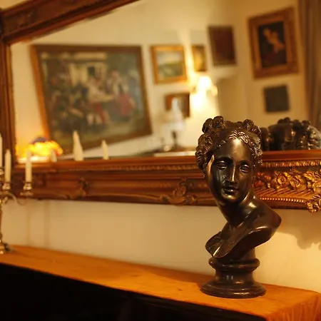 Palac Alexandrow Wroclaw Airport