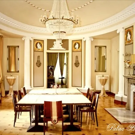מלון Palac Alexandrow Wroclaw Airport 4*
