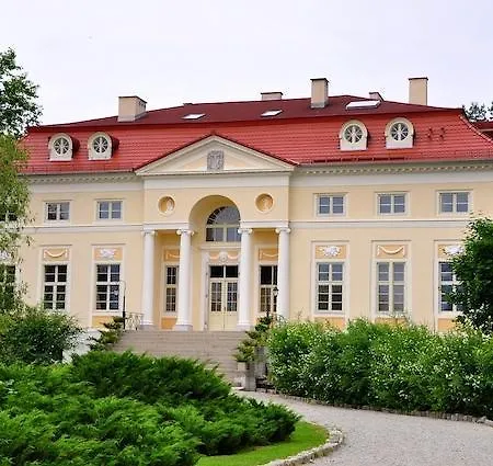 Palac Alexandrow Wroclaw Airport Samotwór