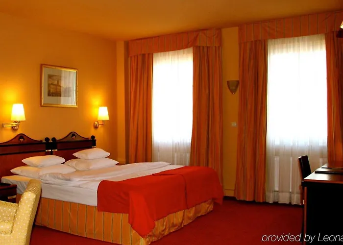 Palac Alexandrow Wroclaw Airport 4* Samotwor